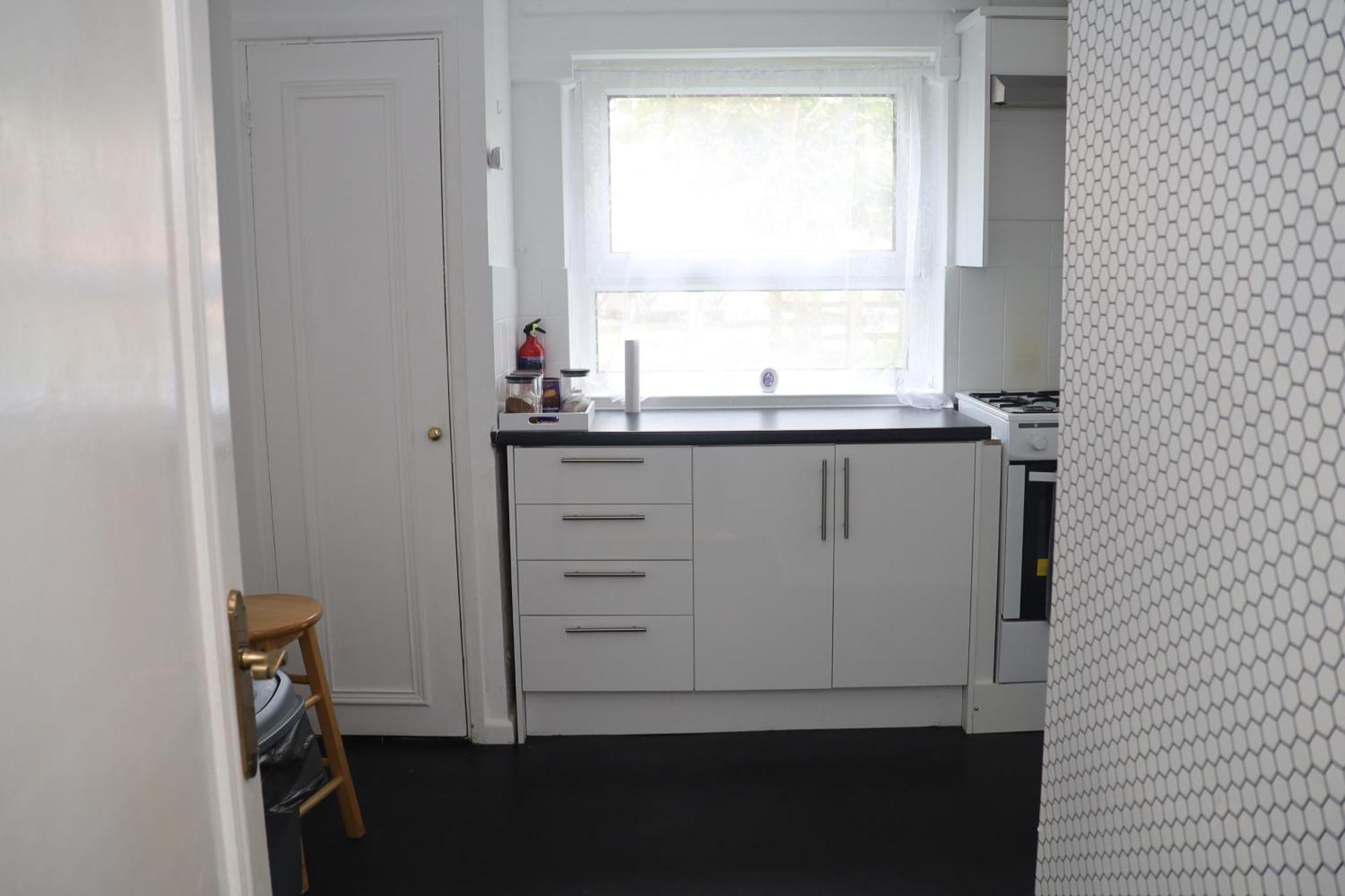 Superb 3 Bedroom Flat In 斯塔福德 外观 照片